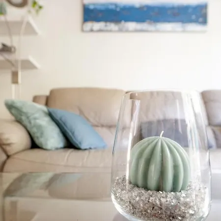 Cozy 2 Bedroom On Rincon Dorado- Air Conditioning, Netflix, Roku Tv *