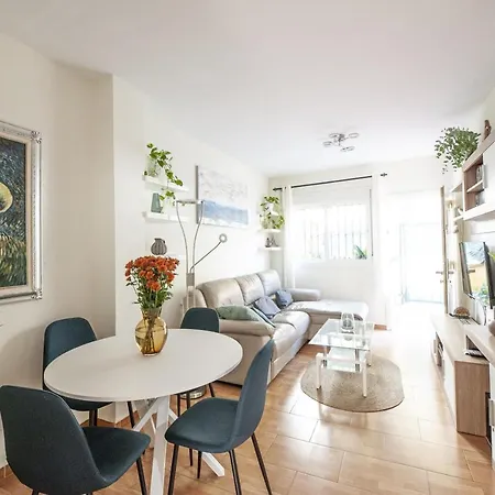 Cozy 2 Bedroom On Rincon Dorado- Air Conditioning, Netflix, Roku Tv *